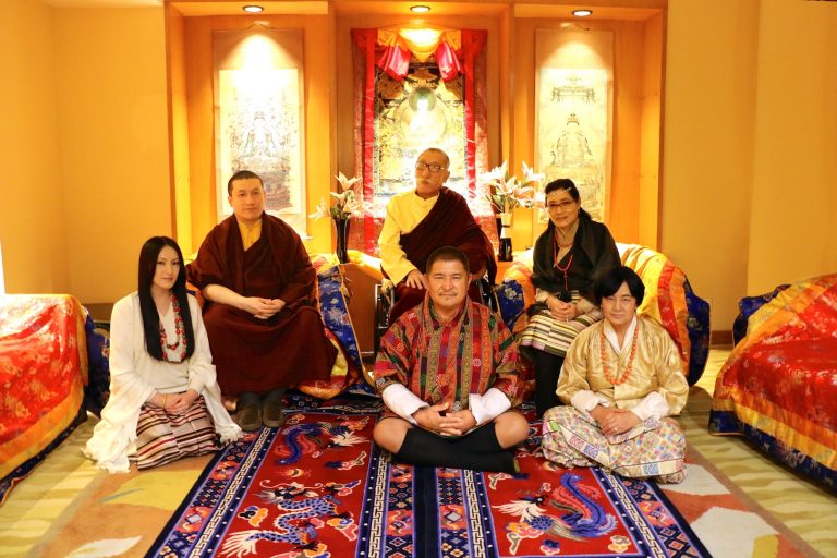 Perayaan Hari Waisyak Dipimpin Oleh Karmapa Di Hongkong